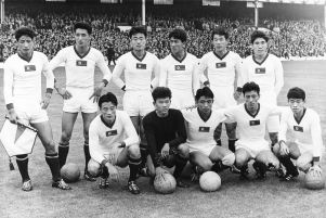 north-korean-soccer-team-line-775782541.jpg